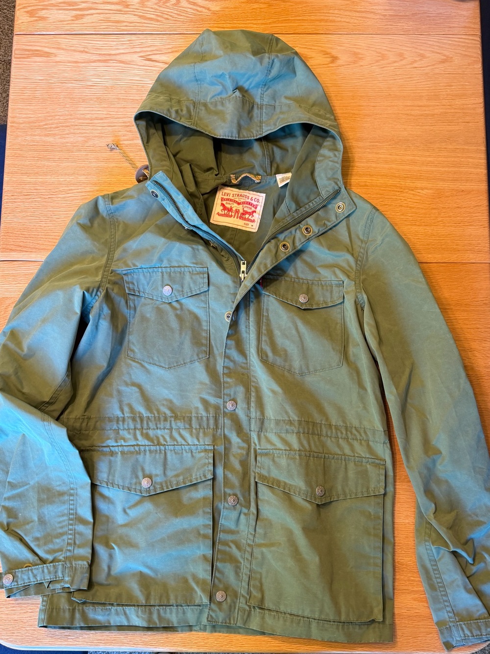 Levi's Four-Pocket Hooded Field Jacket Olive Medium! Like New